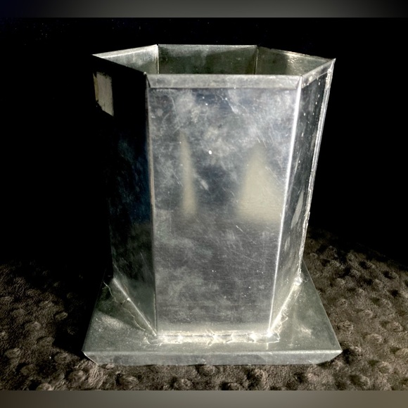 Vintage Old Stock | Large Hexagon Candle Mold - Picture 5 of 11